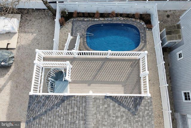 2005 LONG BEACH BLVD, Beach Haven, NJ 08008