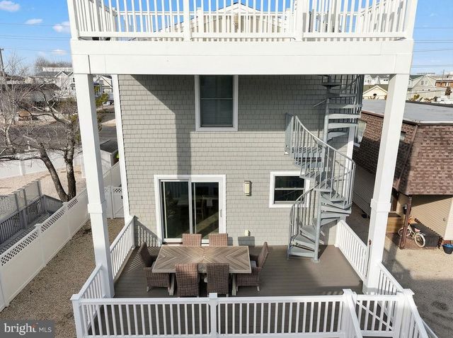 2005 LONG BEACH BLVD, Beach Haven, NJ 08008