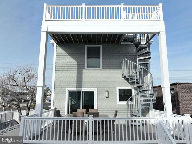 2005 LONG BEACH BLVD, Beach Haven, NJ 08008