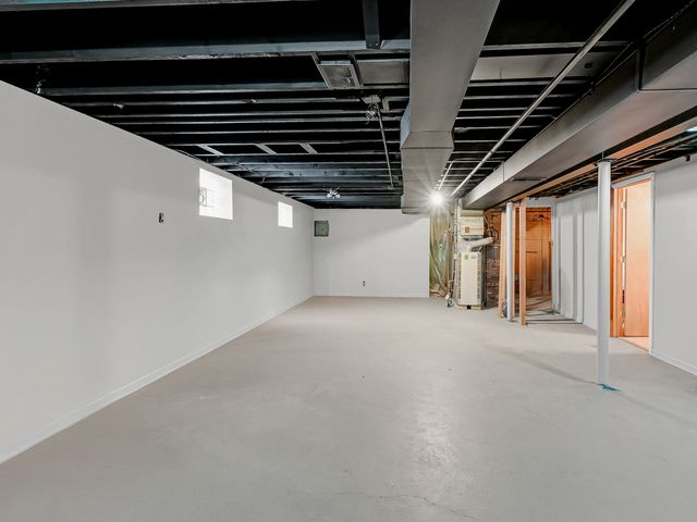 8844 S Prairie Avenue, Chicago, IL 60619