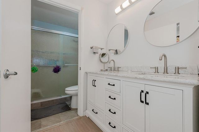 4 Verwood Way, Boynton Beach, FL 33426