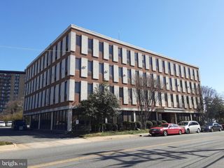 6121 Lincolnia Rd # 402, Alexandria, VA 22312
