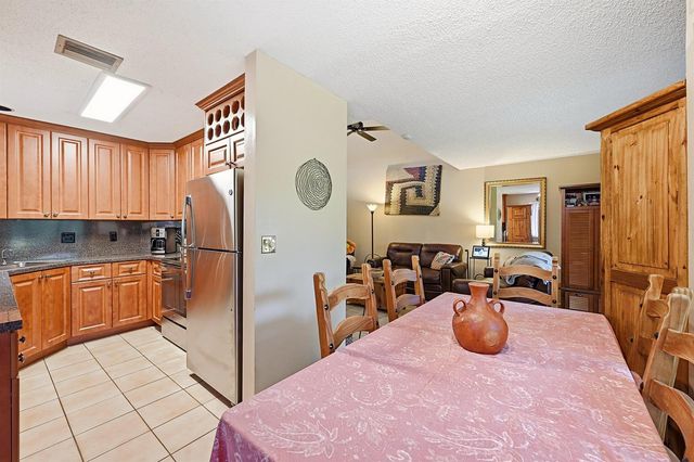 2118 Discovery Circle W, Deerfield Beach, FL 33442
