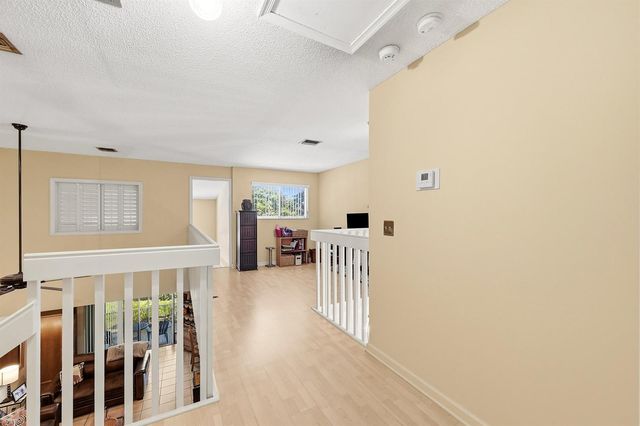 2118 Discovery Circle W, Deerfield Beach, FL 33442