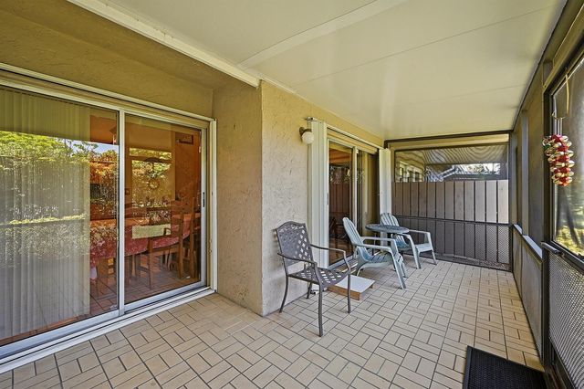 2118 Discovery Circle W, Deerfield Beach, FL 33442