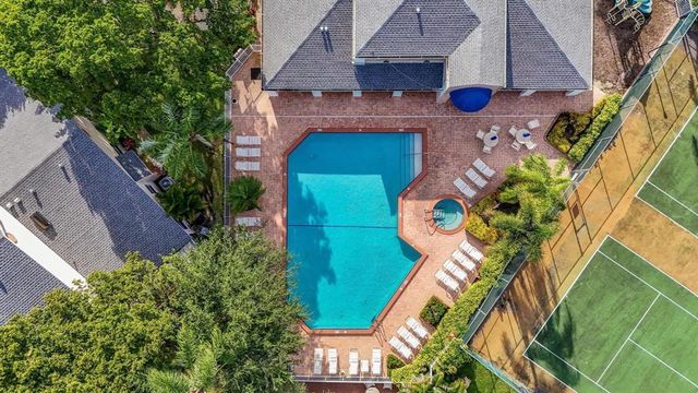 2118 Discovery Circle W, Deerfield Beach, FL 33442