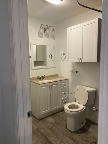 201 SE 34 Street, Moore, OK 73160