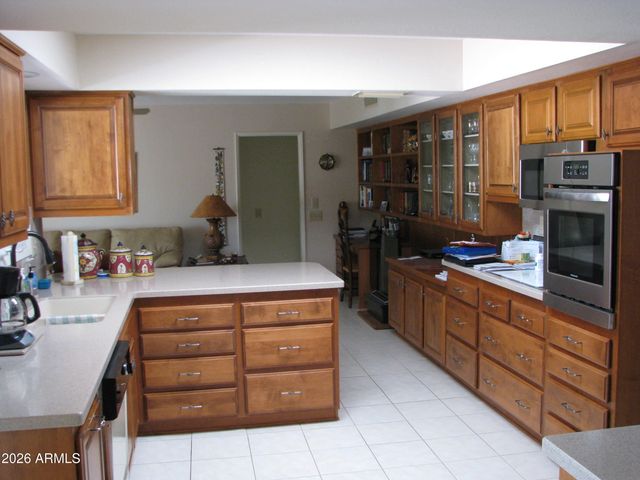 9702 W GRANADA Drive, Sun City, AZ 85373