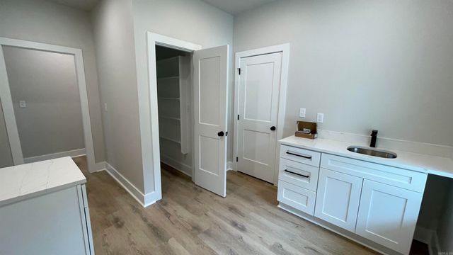 5143 Dale Road, Benton, AR 72015