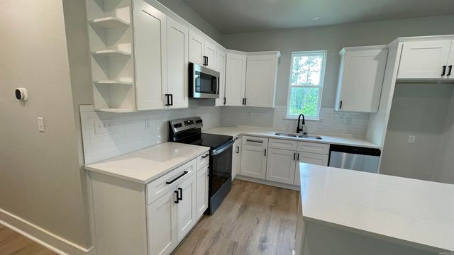 5143 Dale Road, Benton, AR 72015