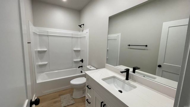 5143 Dale Road, Benton, AR 72015