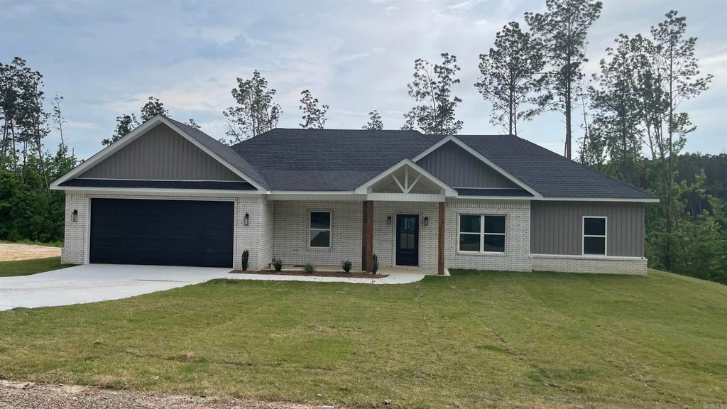 5143 Dale Road, Benton, AR 72015