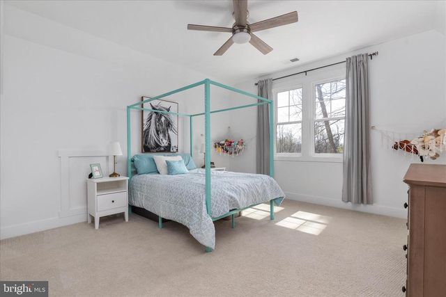8189 SUMMERFIELD HILLS DR, Warrenton, VA 20186