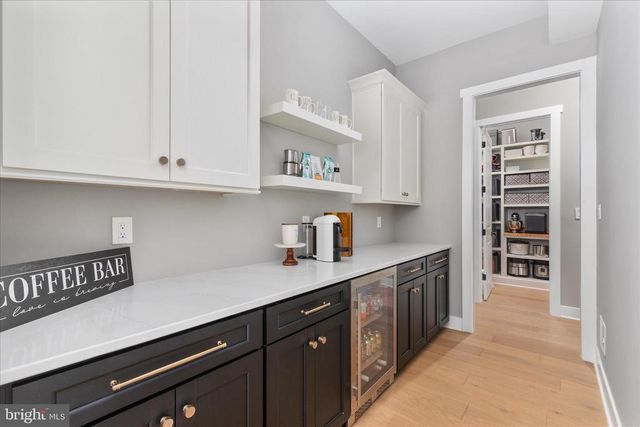 8189 SUMMERFIELD HILLS DR, Warrenton, VA 20186
