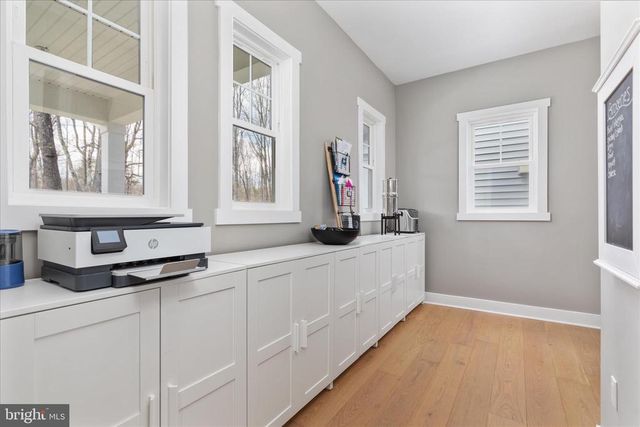 8189 SUMMERFIELD HILLS DR, Warrenton, VA 20186