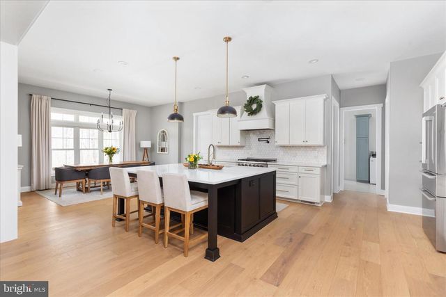8189 SUMMERFIELD HILLS DR, Warrenton, VA 20186