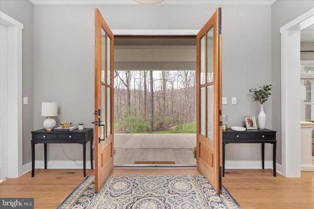 8189 SUMMERFIELD HILLS DR, Warrenton, VA 20186