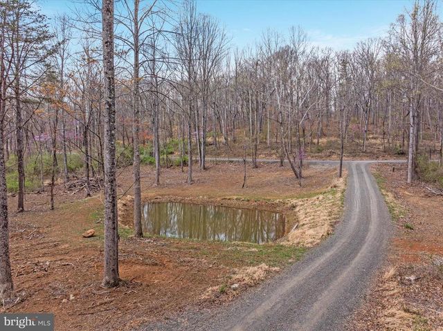 8189 SUMMERFIELD HILLS DR, Warrenton, VA 20186
