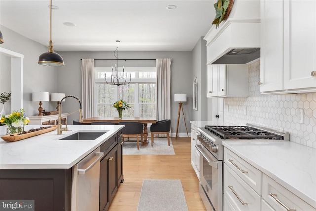8189 SUMMERFIELD HILLS DR, Warrenton, VA 20186