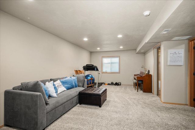 4912 E 15th Ave, Spokane Valley, WA 99212