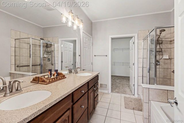 3943 Rainier Drive, Oceola Township, MI 48843