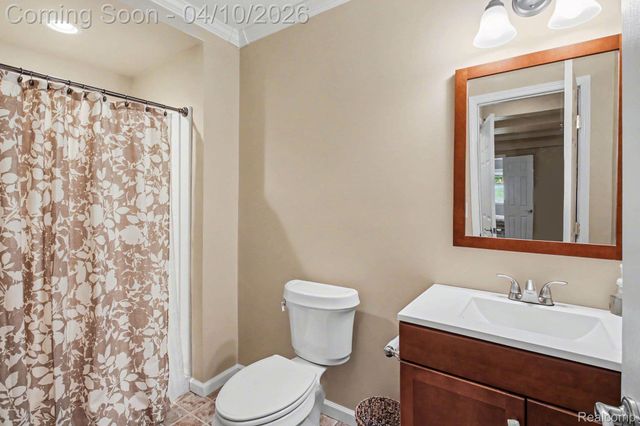 3943 Rainier Drive, Oceola Township, MI 48843