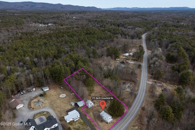 315 N Greenfield Road, Greenfield, NY 12859