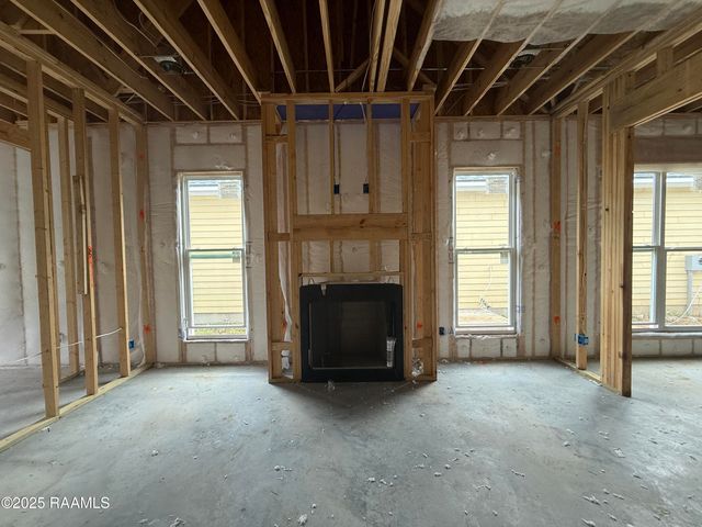 707 Iberia Street, Youngsville, LA 70592