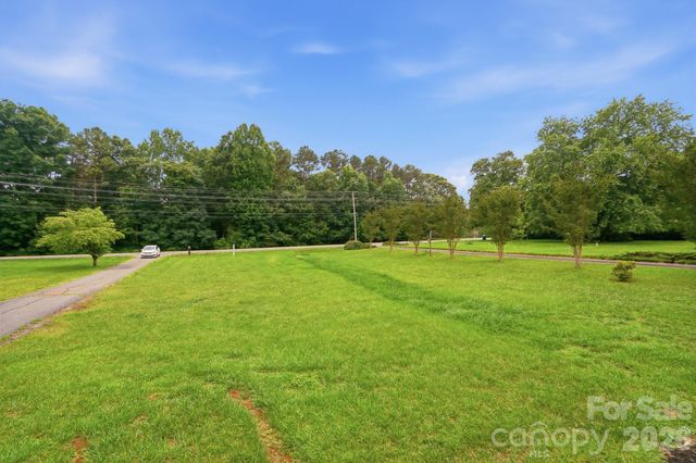 241 Presbyterian Road, Mooresville, NC 28115