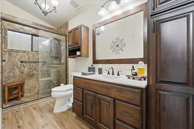 8213 Cassia Ter, Tamarac, FL 33321