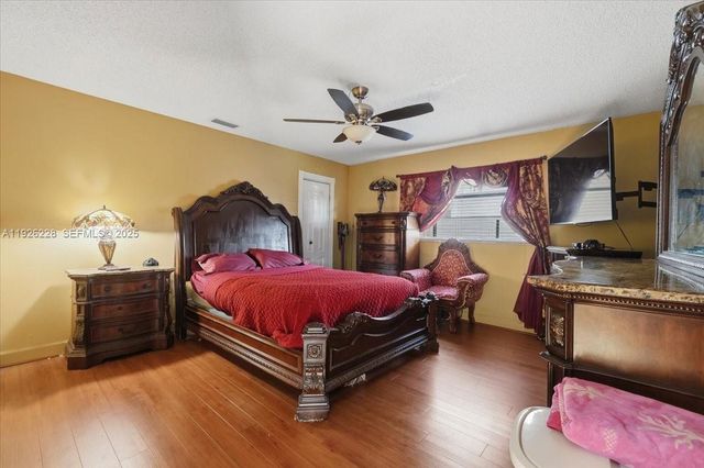 8213 Cassia Ter, Tamarac, FL 33321