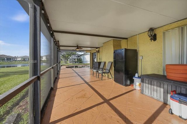 8213 Cassia Ter, Tamarac, FL 33321