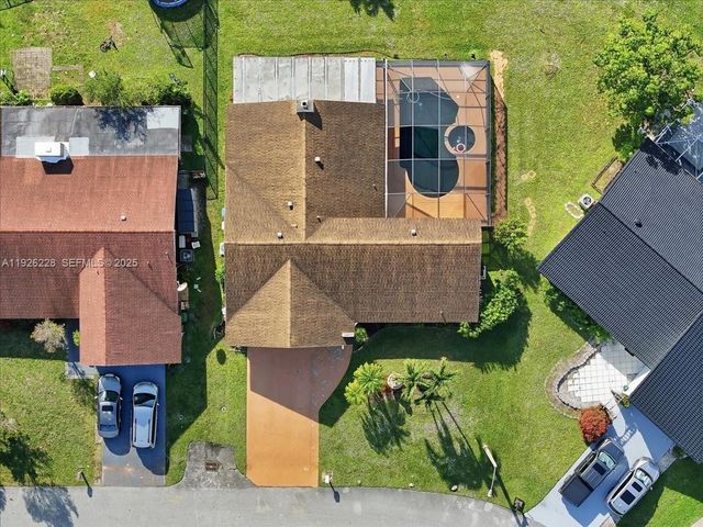 8213 Cassia Ter, Tamarac, FL 33321