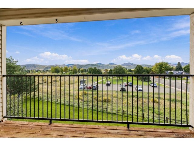 12304 W Cross Dr 7-301, Littleton, CO 80127