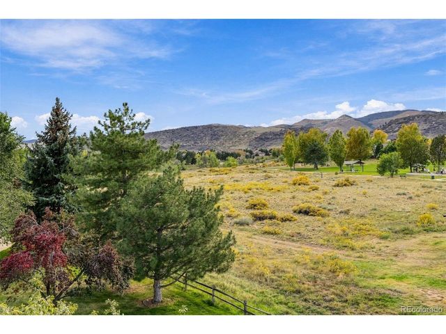 12304 W Cross Dr 7-301, Littleton, CO 80127