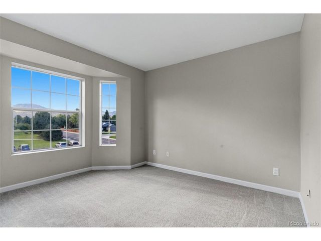 12304 W Cross Dr 7-301, Littleton, CO 80127