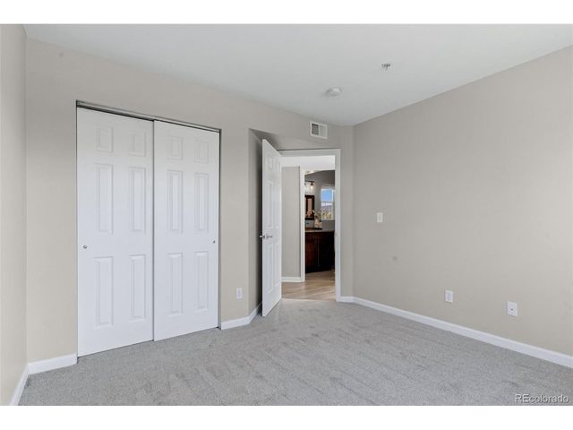 12304 W Cross Dr 7-301, Littleton, CO 80127