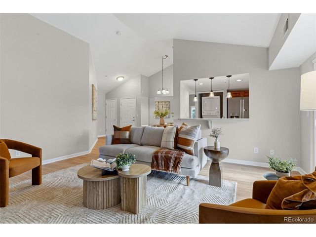 12304 W Cross Dr 7-301, Littleton, CO 80127