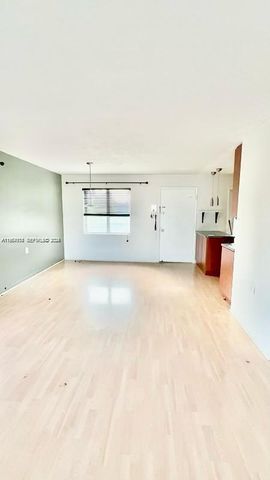 1631 NE 114th Street 201, Miami, FL 33181