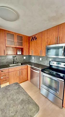 1631 NE 114th Street 201, Miami, FL 33181