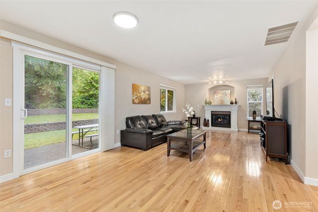 7780 Broadstone Place SW, Port Orchard, WA 98367