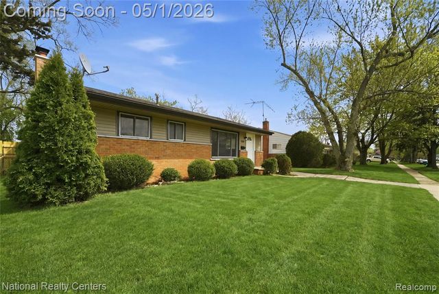 903 Nash Avenue, Ypsilanti, MI 48198