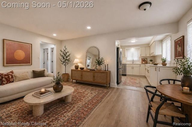 903 Nash Avenue, Ypsilanti, MI 48198