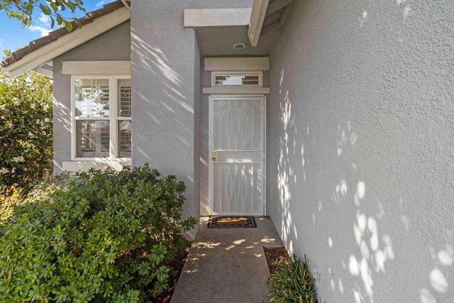 7389 Apple Hollow Loop, Roseville, CA 95747