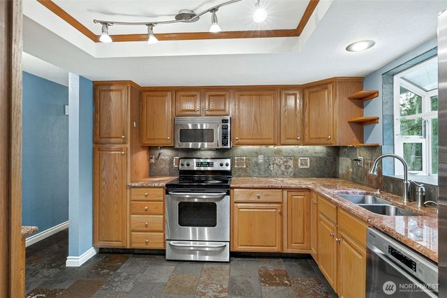 6418 40th Street Ct NW, Gig Harbor, WA 98335