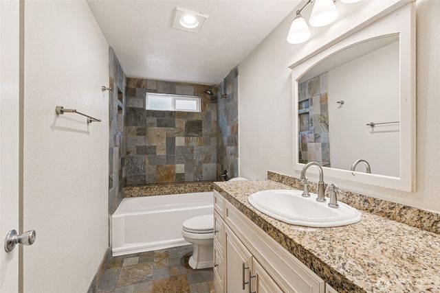 6418 40th Street Ct NW, Gig Harbor, WA 98335