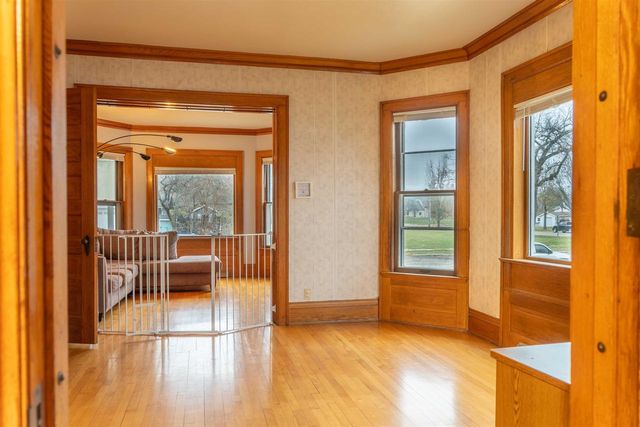 244 E Linden Drive, Jefferson, WI 53549