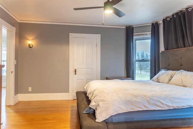 244 E Linden Drive, Jefferson, WI 53549