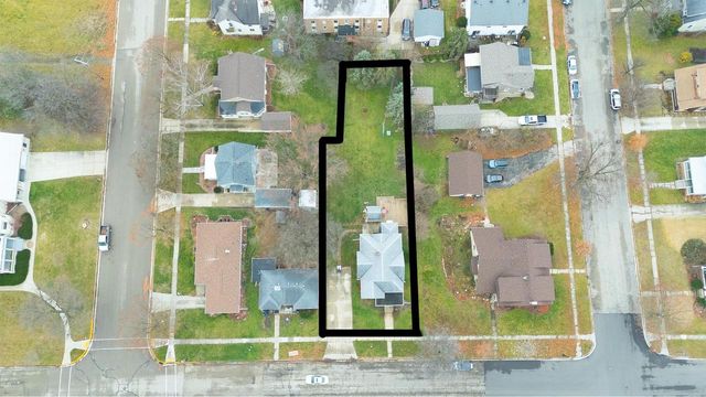 244 E Linden Drive, Jefferson, WI 53549