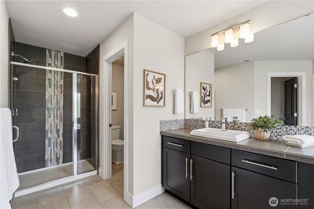1521 184th Street SW, Lynnwood, WA 98037